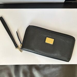 NEW Kenneth Cole Black Wallet with Gold Plate 8”x4”
